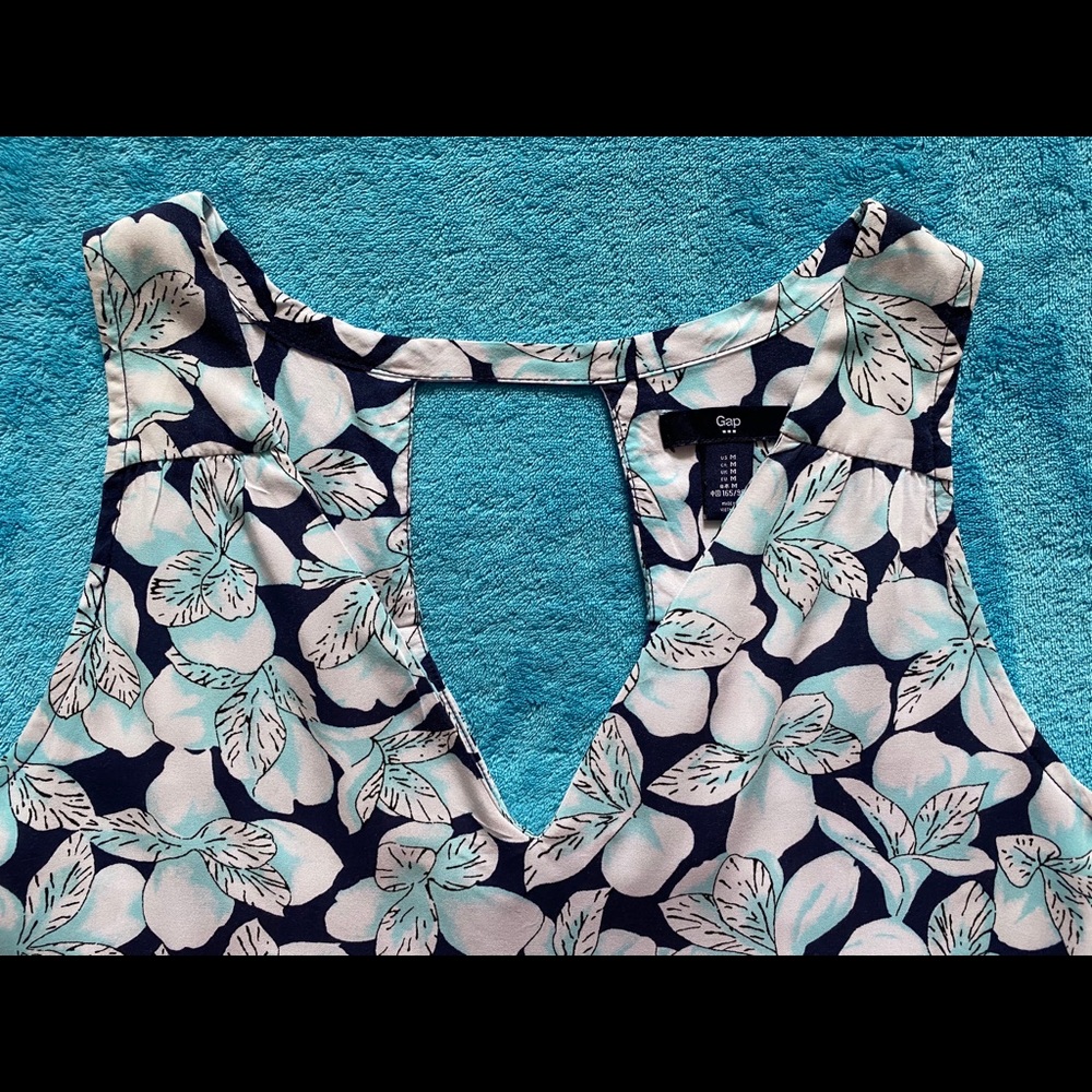 Gap - donating 9-1 Medium lightweight Summer Dress - Picture 8 of 13